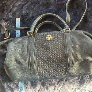 Very nice dark blue purse.